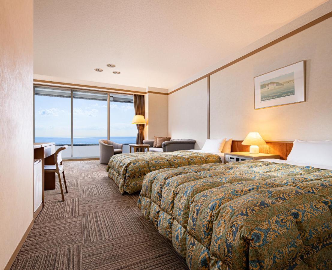 The Gran Resort Elegante Izu Хигасиидзу Экстерьер фото